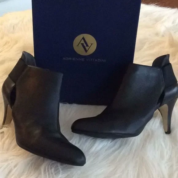 💞ADRIENNE VITTADINI💞leather ankle boots - Picture 1 of 8